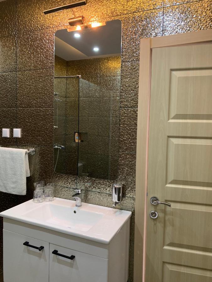 Sound Of The Sea Apartment Sveti Stefan Bagian luar foto